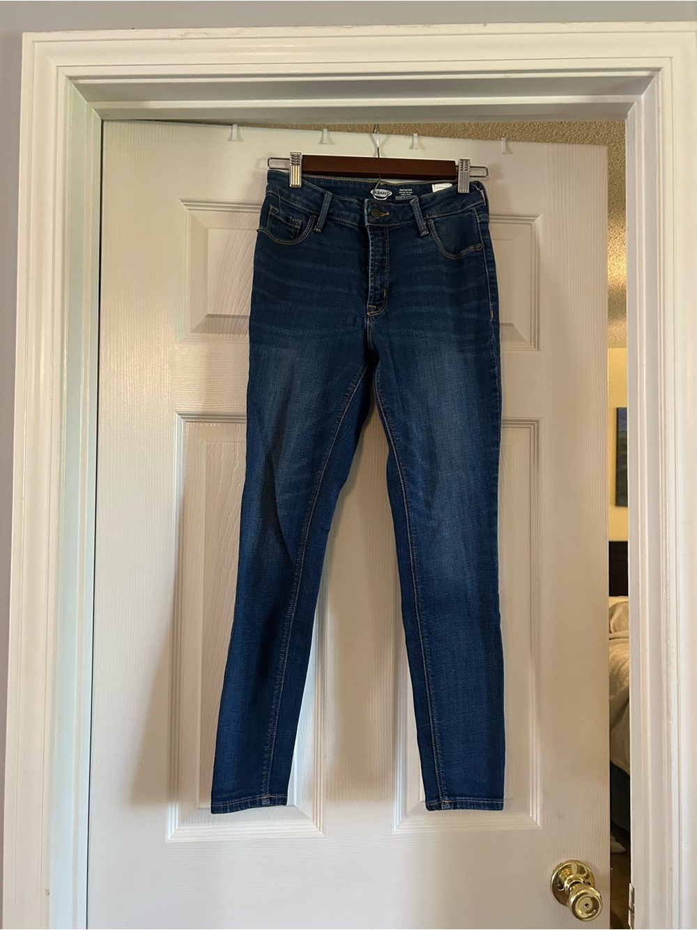 Old Navy Women's Indigo Skinny Jeans - Picture 1 of 5
